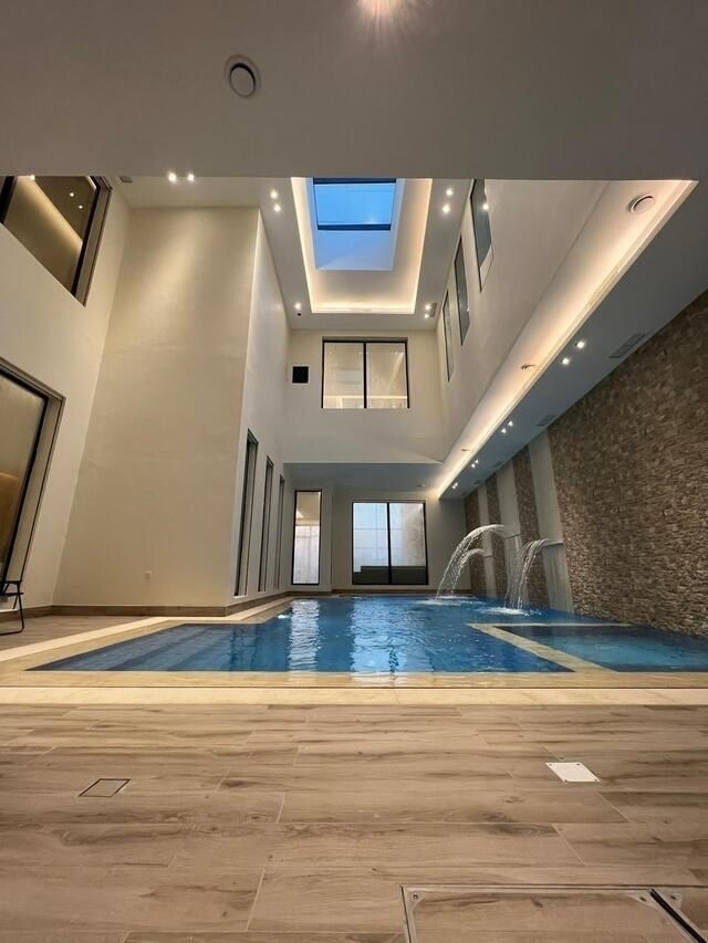 Cove Chalet  ( <i style='color:#B10622'>VIP</i> )