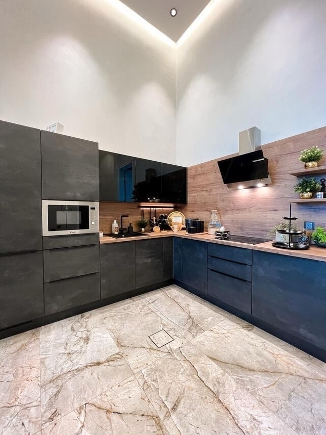 55 chalet   ( <i style='color:#B10622'> VVIP</i> )