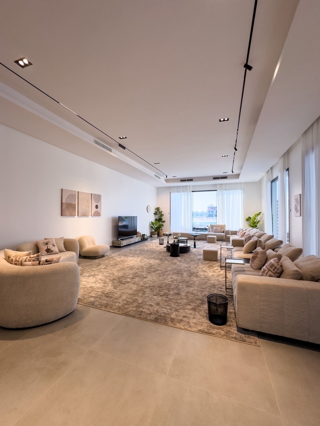 Marina  ( <i style='color:#B10622'>VIP</i> )