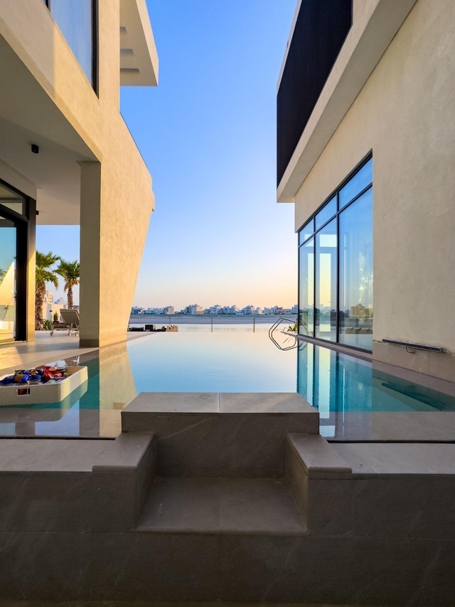 South Palms  ( <i style='color:#B10622'>VVIP</i> )