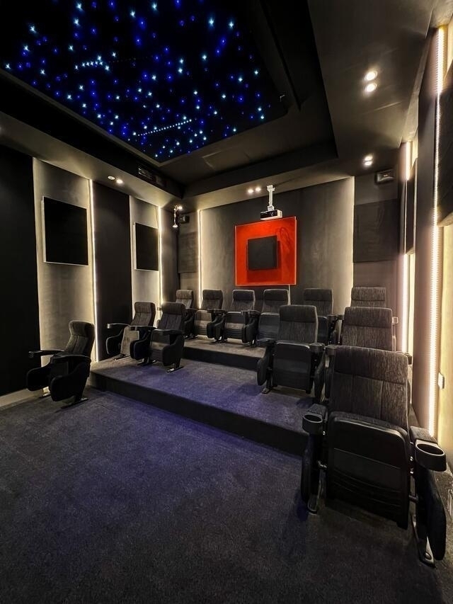 LAM CHALET   ( <i style='color:#B10622'> VVIP</i> )