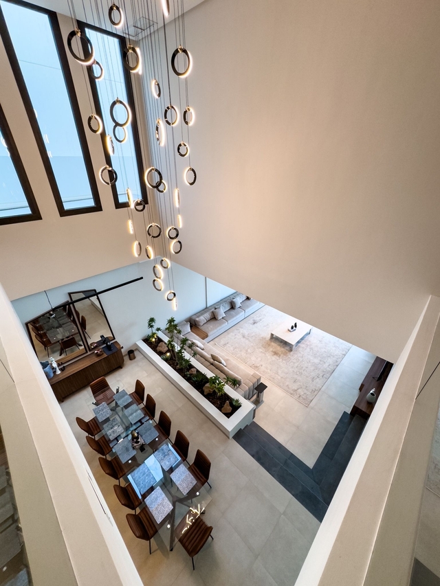 THE CURE  ( <i style='color:#B10622'>VVIP</i> )