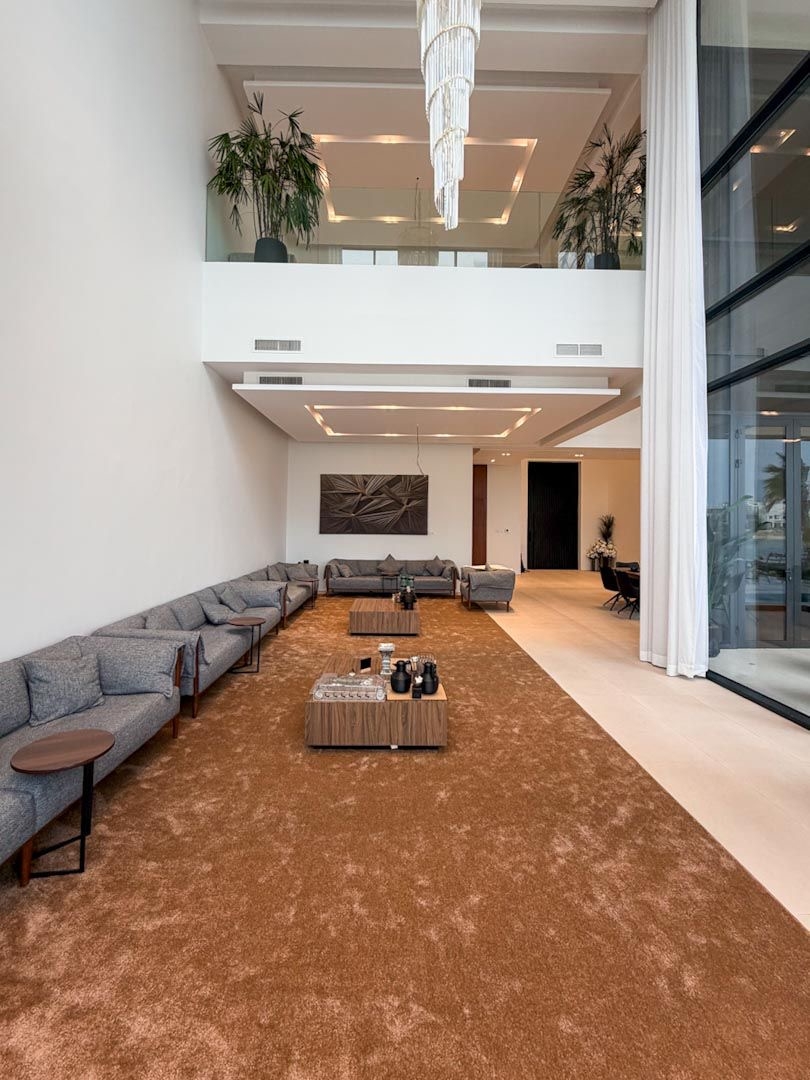 ( <i style='color:#B10622'> VVIP</i> ) REVIERA