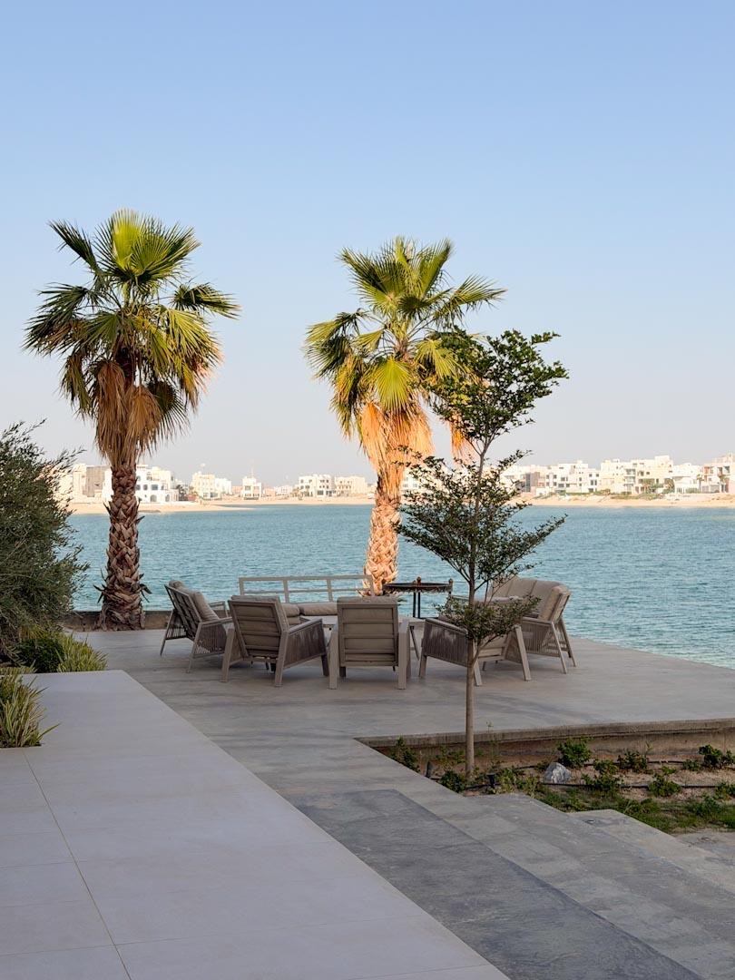 ( <i style='color:#B10622'> VVIP</i> ) REVIERA