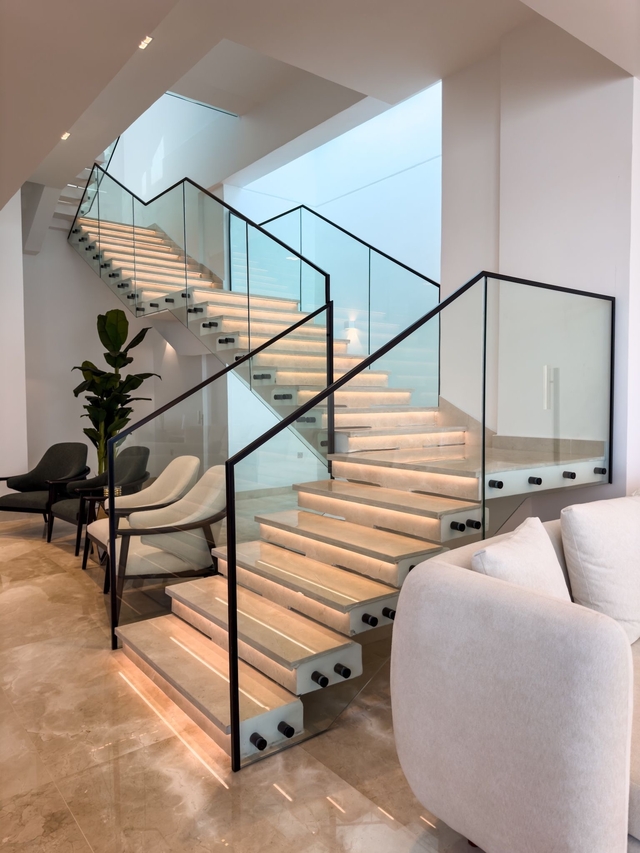 DAR DALAL ( <i style='color:#B10622'>VVIP</i> )