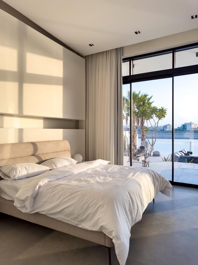 South Palms  ( <i style='color:#B10622'>VVIP</i> )