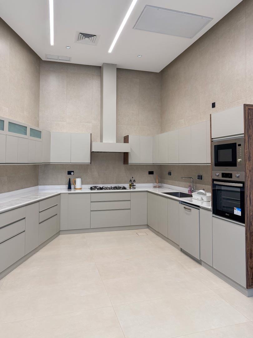 ( <i style='color:#B10622'> VVIP</i> )ZAYA