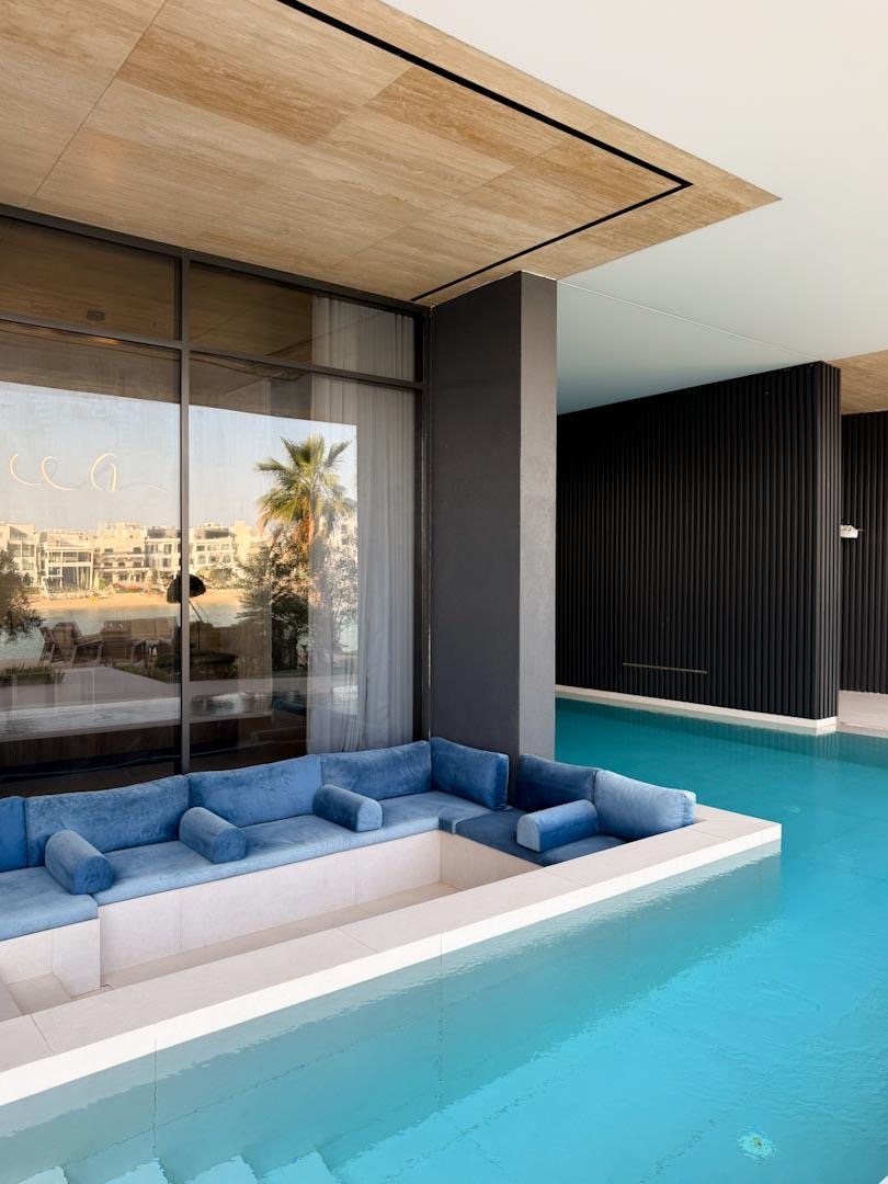 ( <i style='color:#B10622'> VVIP</i> ) REVIERA