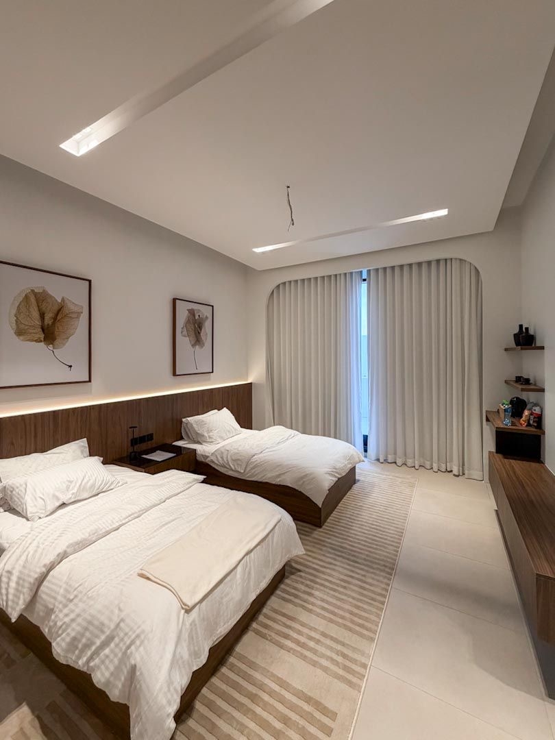 ( <i style='color:#B10622'> VVIP</i> ) REVIERA