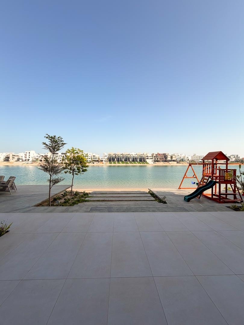 ( <i style='color:#B10622'> VVIP</i> ) REVIERA