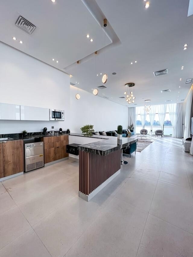 LAM CHALET   ( <i style='color:#B10622'> VVIP</i> )