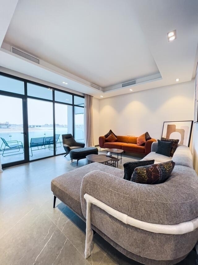 Aurora  ( <i style='color:#B10622'>VIP</i> )