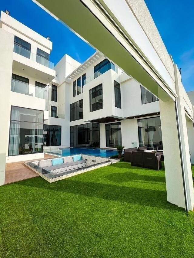 LAM CHALET   ( <i style='color:#B10622'> VVIP</i> )