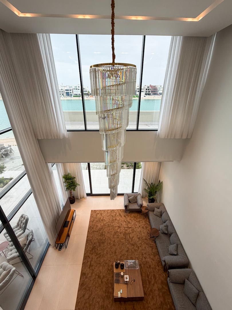 ( <i style='color:#B10622'> VVIP</i> ) REVIERA