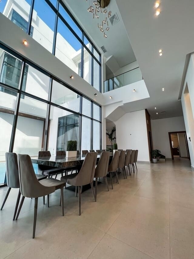 LAM CHALET   ( <i style='color:#B10622'> VVIP</i> )